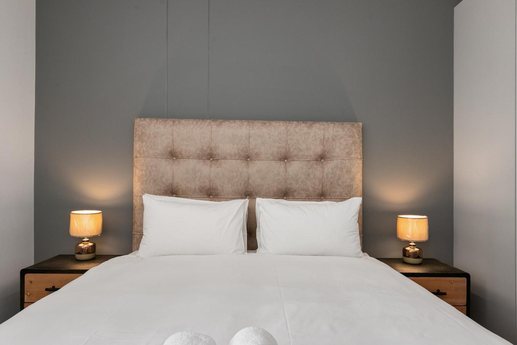 The Median Serviced Apartment Collection Johannesburgo Exterior foto